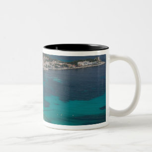 Italien, Sizilien, Mondello, Sicht auf den Strand Zweifarbige Tasse