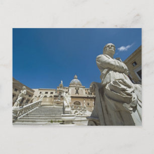 Italien, Sizilien, Palermo, Brunnen mit Büste und Postkarte
