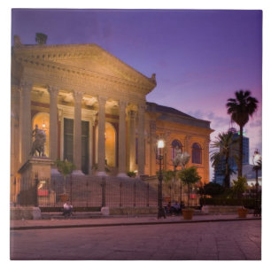 Italien, Sizilien, Palermo, Teatro Massimo Opernth Fliese