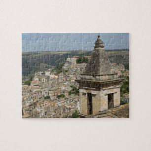 ITALIEN, Sizilien, RAGUSA IBLA: Stadtansicht und S Puzzle