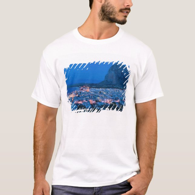 Italien, Sizilien, SAN VITO LO CAPO, Resort Town T-Shirt (Vorderseite)