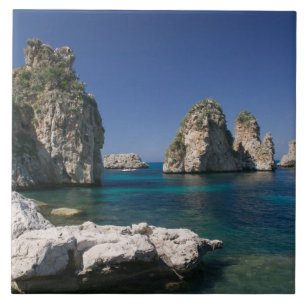 Italien, Sizilien, Scopello, Felsen bei Tonnara Fliese