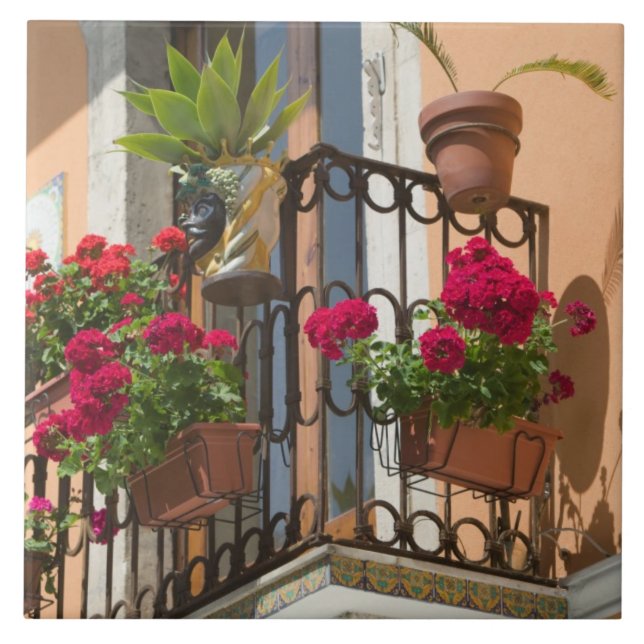 ITALIEN, Sizilien, TAORMINA: Corso Umberto 1, Fliese (Vorderseite)