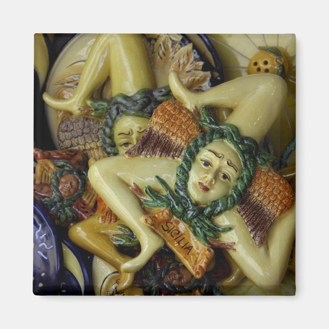 Italien, Sizilien, Taormina. Traditionell 9 Magnet (Vorne)