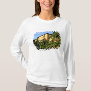 Italien, Toskana, Greve. Weinlandschaft im Spätsom T-Shirt