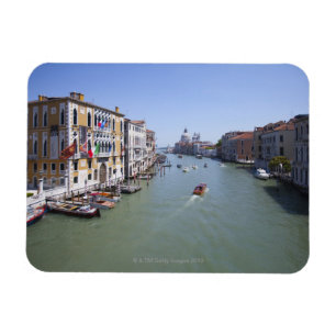 Italien, Venedig, Boote auf Kanal in der Stadt Magnet