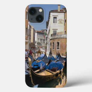 Italien, Venedig, Gondeln am Kanal vertäut Case-Mate iPhone Hülle
