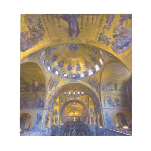 Italien, Venedig. Innenraum der Kathedrale St. Mar Notizblock