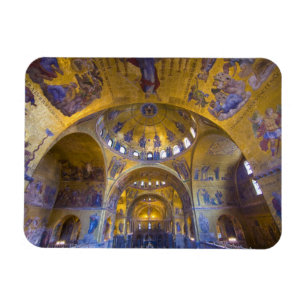Italien, Venedig. Innenraum der Markuskatedrale. Magnet