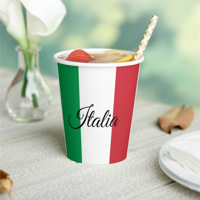 Italienische Flag Papier Becher & Italien Party /  (In Situ)
