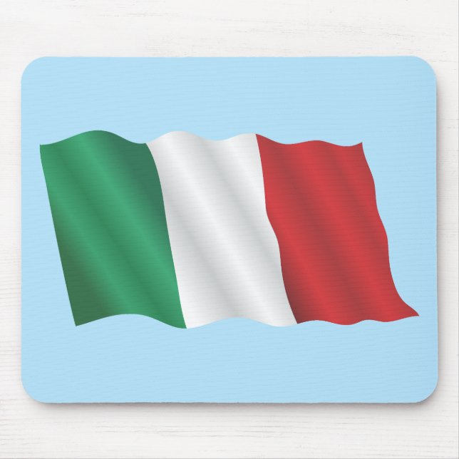 Italienische Flagge im Wind unter blauem Himmel Mousepad (Vorne)