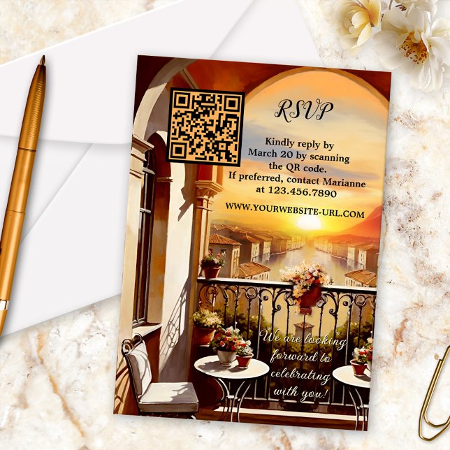 Italienische Sonnenuntergangssonne RSVP Karte (QR code wedding RSVP card showing a watercolor painting of a view from an Italian balcony at sunset)