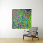 Italienischer Garten, Gustav Klimt Wandteppich<br><div class="desc">Gustav Klimt (14. Juli 1862 - 6. Februar 1918) war ein österreichischer symbolischer Maler und einer der prominentesten Mitglieder der Wiener Sezessionsbewegung. Klimt ist bekannt für seine Gemälde, Wandgemälde, Skizzen und andere Kunstobjekte. Neben seinen figurativen Werken, die Allegorien und Portraits enthalten, malte er Landschaften. Unter den Künstlern der Wiener Sezession...</div>