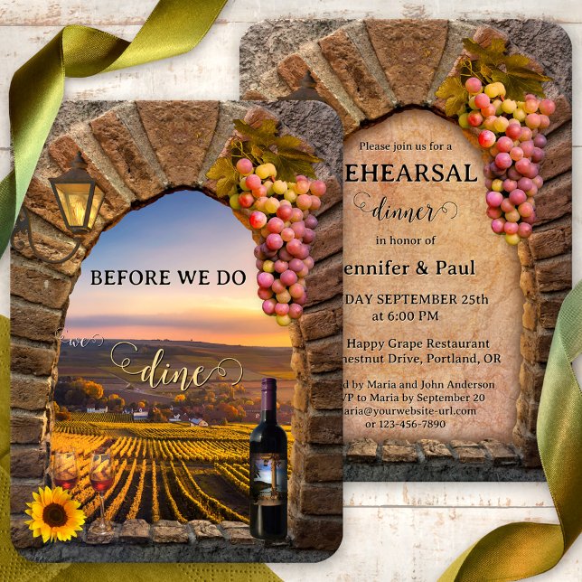 Italienischer Weinkeller Weinkeller Probe Abendess Einladung (Classic Italian Rehearsal Dinner invitation featuring a Roman arch with wine overlooking a vineyard)