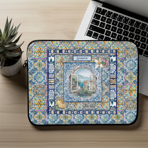 italienisches Sommerblumenmuster blaue Fliesen Zit Laptopschutzhülle