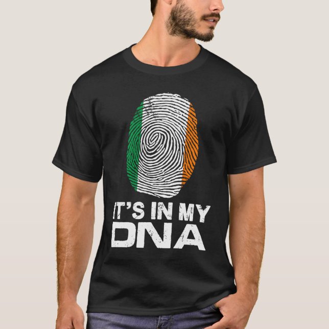 IT'S MY DNA IN Flag National Pride Fingerprint Ire T-Shirt (Vorderseite)