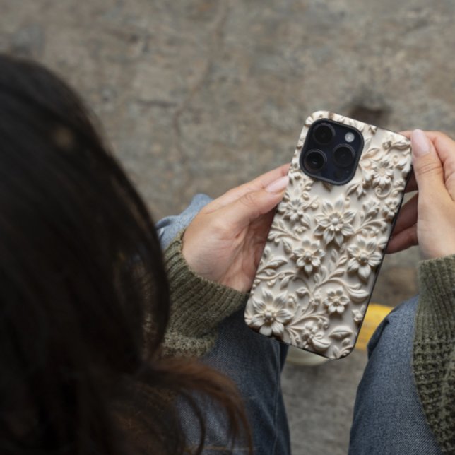 Ivory Bloom Case-Mate iPhone Hülle (Von Creator hochgeladen)