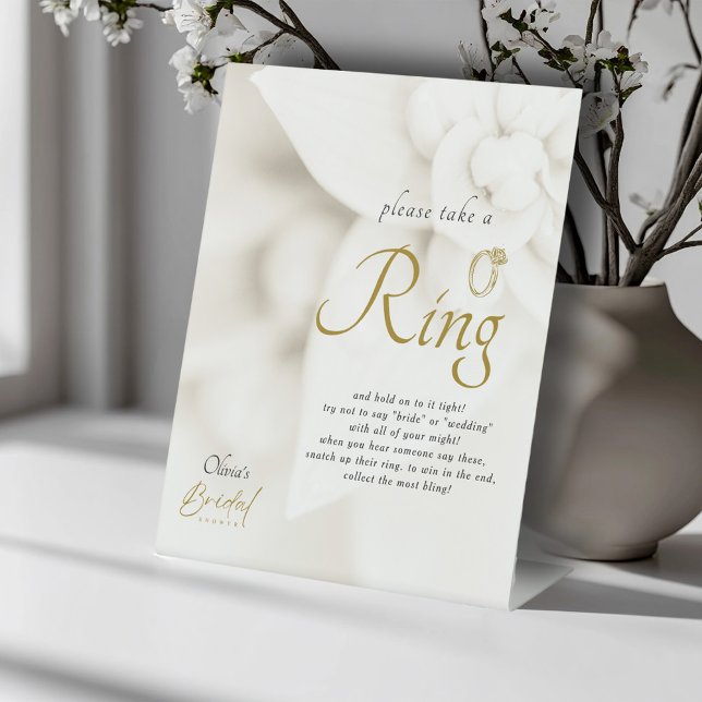 Ivory Bloom & Gold Script Bridal Shower Ring Game Sockelschild (Von Creator hochgeladen)