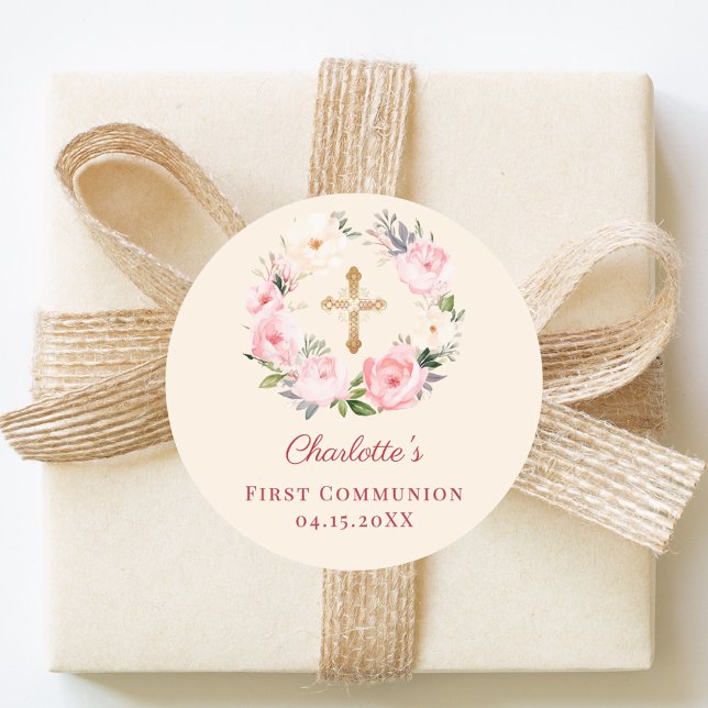 Ivory blush pink floral wreath First Communion Runder Aufkleber (Von Creator hochgeladen)