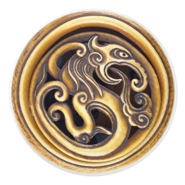 Ivory Carved Dragon Oriental Netsuke Maculine Yang Keramikknauf (Vorderseite)