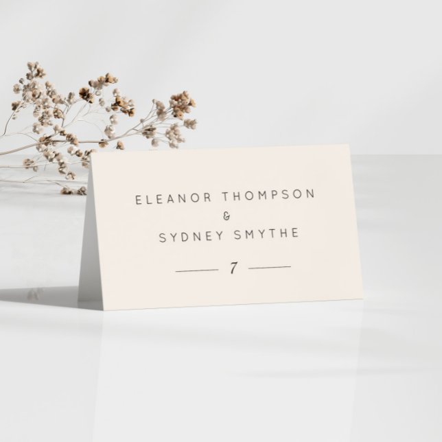 Ivory Cream Elegant Wedding Guest Table Platzkarte Tischnummer (Von Creator hochgeladen)