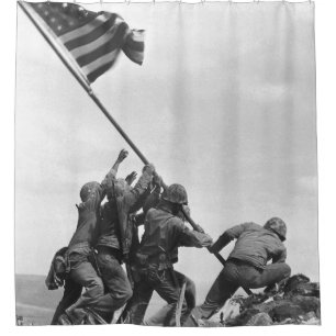Iwo Jima Raising American Flag Duschvorhang