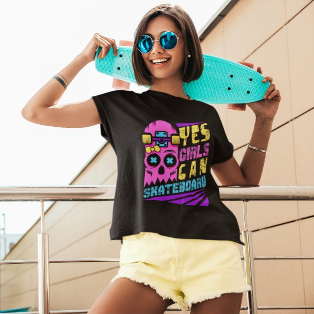 Ja Girls können Skateboard Skater Girl T-Shirt (Von Creator hochgeladen)