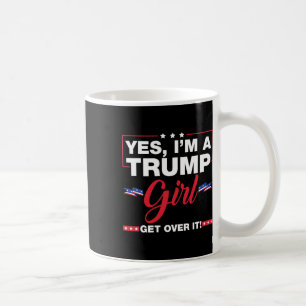 Ja, ich bin ein Trump-Mädchen, das sich Trump 2024 Kaffeetasse