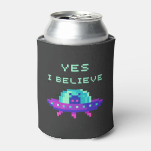 Ja, ich glaube, Alien Flying UFO Spaceship Pixel A Dosenkühler