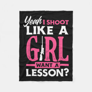 Ja, ich schiebe wie ein Mädchen, das eine Lektion Fleecedecke