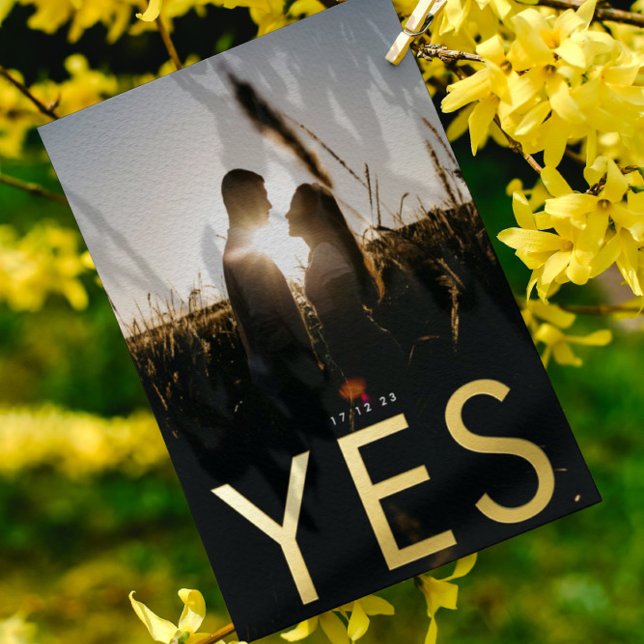 JA | Modernes Gold Foto Rette unser Datum Folieneinladung (Von Creator hochgeladen)