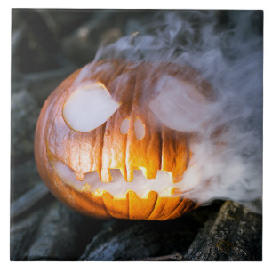 Jack-o-Lantern des kopflosen Pferdes Kopf an Flamm Fliese