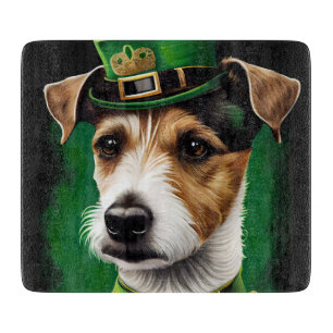 Jack Russell Hund im St. Patrick's Day Kleid Schneidebrett