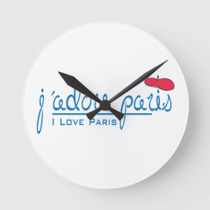 j'adore Paris (I Liebe Paris) mit roter Beete Runde Wanduhr