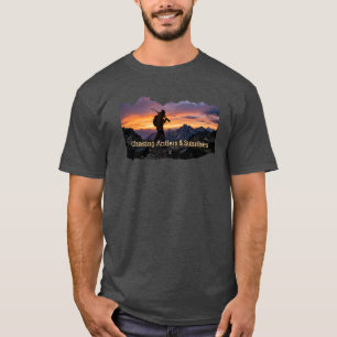 Jagen, Geweihe und Sonnenaufgänge verfolgen T-Shirt