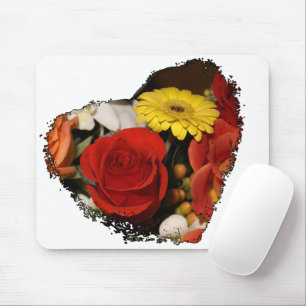 Jagged Eged Heart Bouquet Mousepad