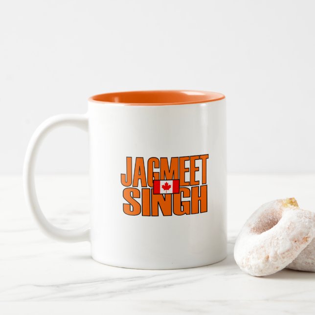 Jagmeet Singh Orange Blocktext Kanadische Flagge Zweifarbige Tasse (Mit Donut)