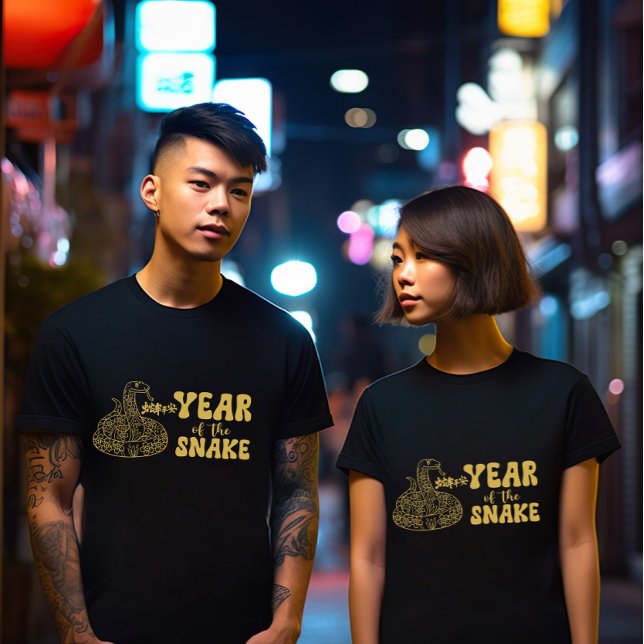 Jahr der Schlange Chinesisches Neujahr T-Shirt (Von Creator hochgeladen)