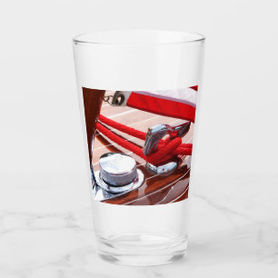 Jahrhundert-Boots-trinkendes Glas