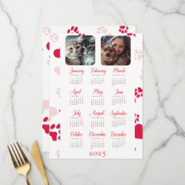 Jährlich anpassbarer Kalender mit roten Paw-Prints Menükarte