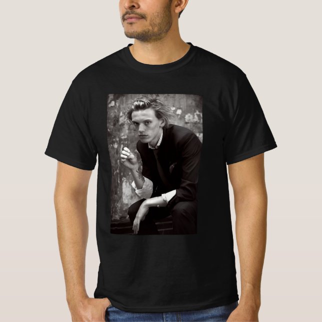 Jamie Campbell Bower retro T-Shirt (Vorderseite)
