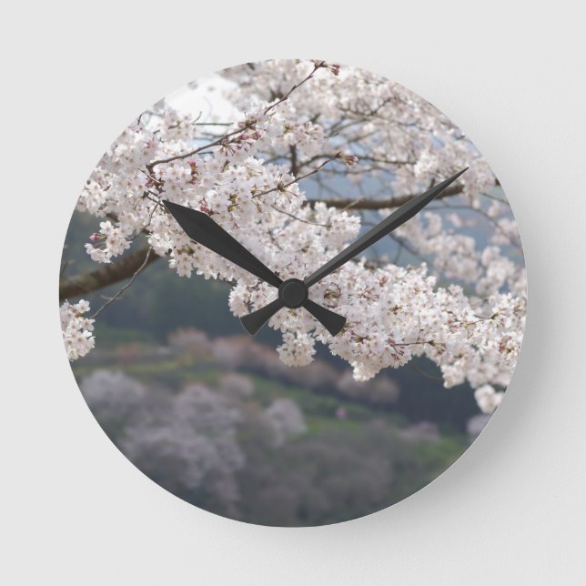Japan Kumamoto Cherry Blossom Runde Wanduhr (Vorderseite)