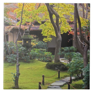 Japan, Kyoto, Arashiyama, Okochi Sanso Fliese