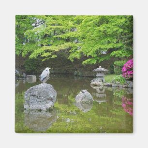 Japan, Kyoto. Heron in frischen grünen Blätter Magnet