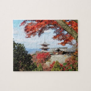 Japan, Kyoto. Kiyomizu-Tempel in Herbstfarbe Puzzle
