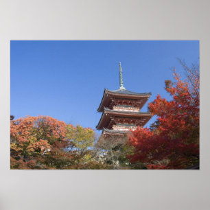 Japan, Kyoto, Pagode in Herbstfarben Poster