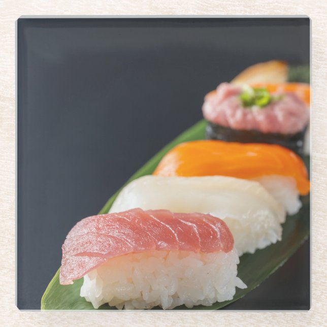 Japanese aesthetics - Assorted sushi on a black ba Glasuntersetzer (Vorderseite)