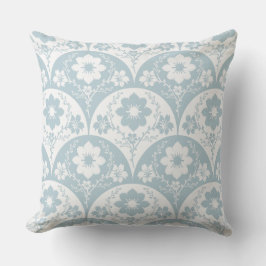 Japanese Floral Pattern in Soft Blue and White Kissen
