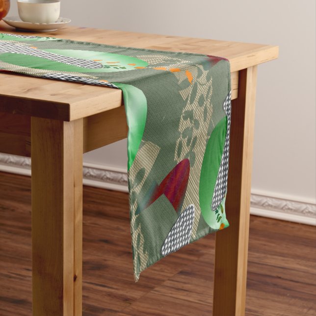 Japanese Flower Garden Pastel Pop Art  Kurzer Tischläufer (Beispiel)