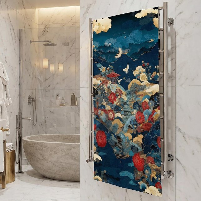Japanese Inspired Luxury Floral Art Badehandtuch (Von Creator hochgeladen)